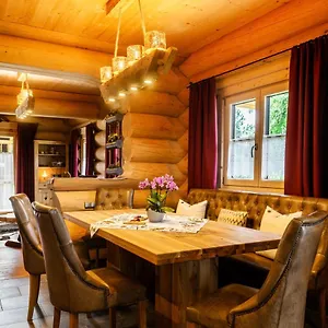 Apartment Alpenchalet St.ulrich, Krün